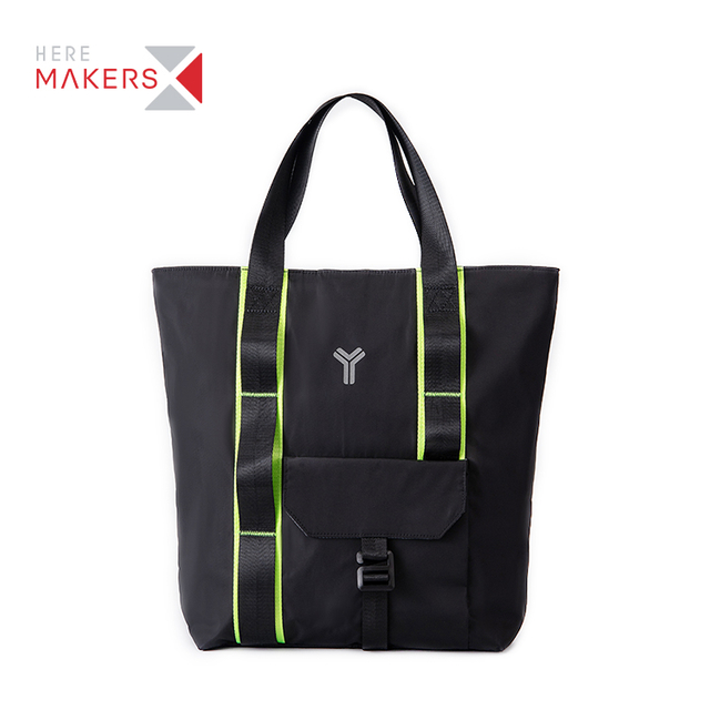 Sport Tote Bag With Water-resistant Polyester